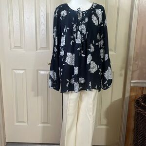 Roz & Ali Popover Tunic Blouse Peasant Sleeve Black(265T)